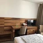 Hotel Bayrischer Hof 3*