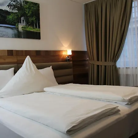 Hotel Bayrischer Hof 3*