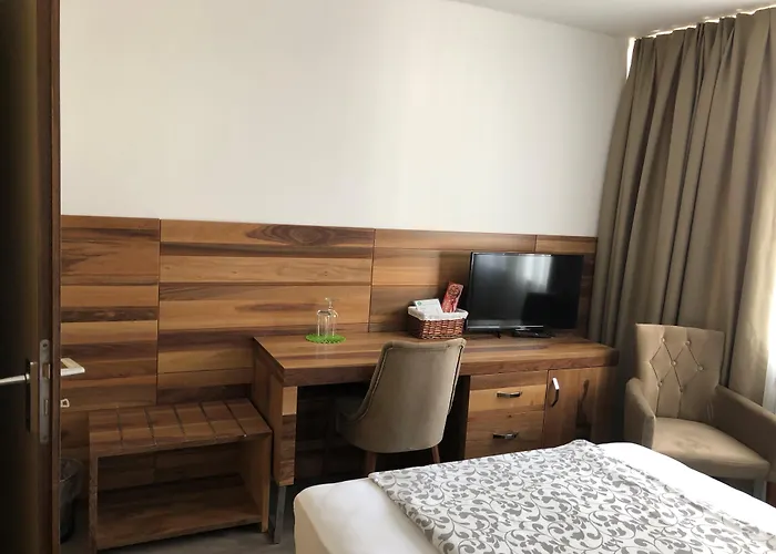 Bayrischer Hof 3*