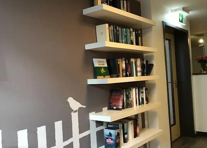 Bayrischer Hof 3* 크레펠트