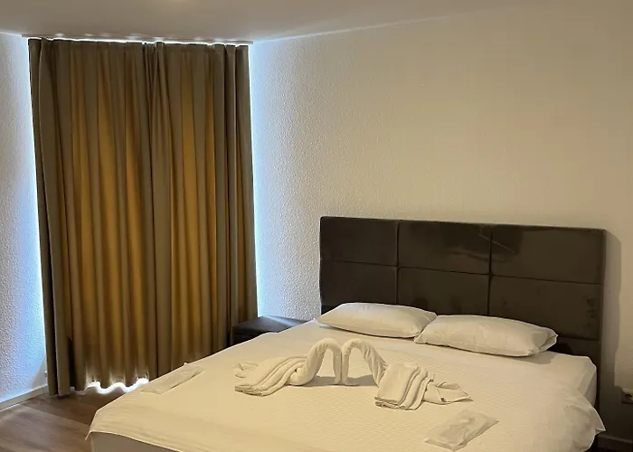 Bayrischer Hof Hotel